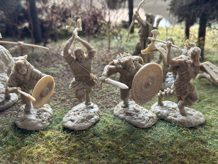 BARBARIANS / VIKINGS 3 SET SPECIAL 27 FIGURES GREEN/GRAY