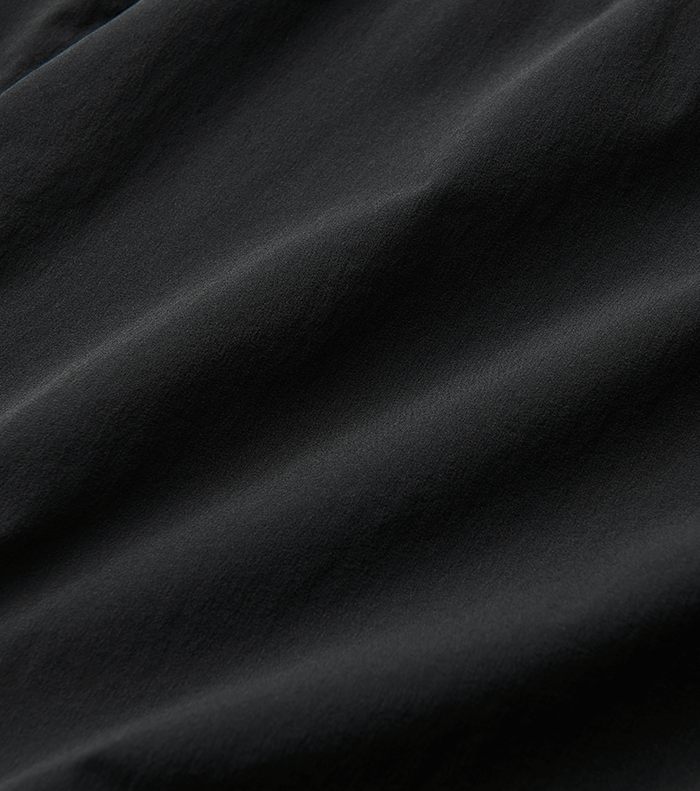 The Roark Alta 5" Shorts in Black, a perfect blend of style, comfort, and performance for the active man's wardrobe.