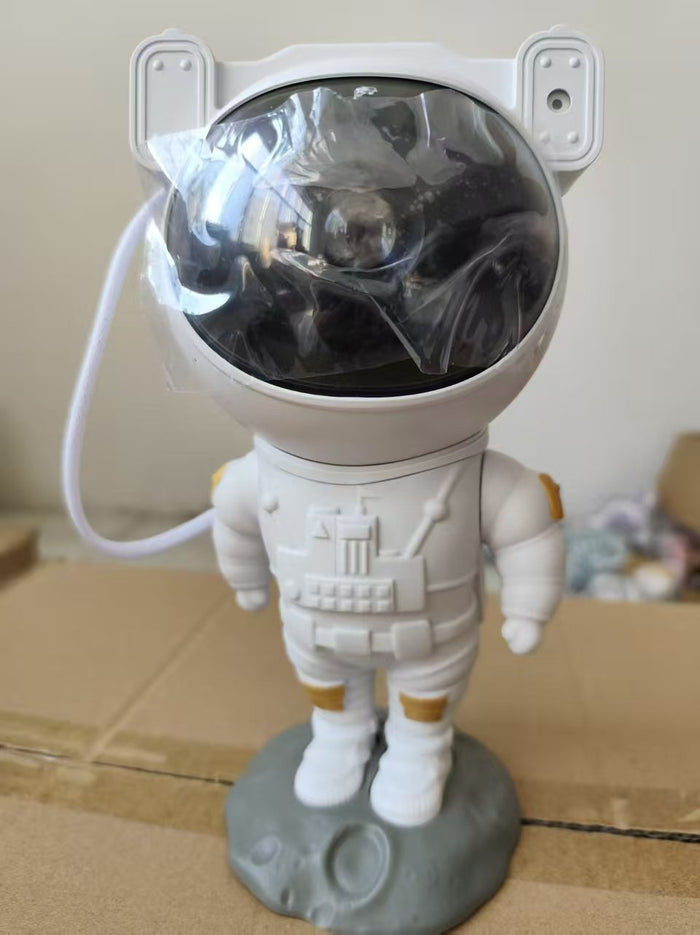 5w / White standing figure