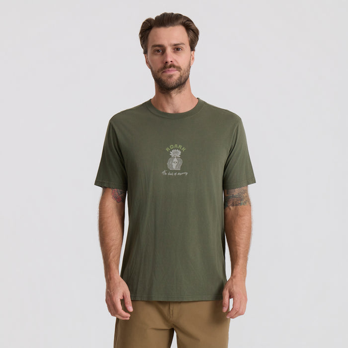 Roark active shirt in a versatile military green, perfect for outdoor adventure and travel.