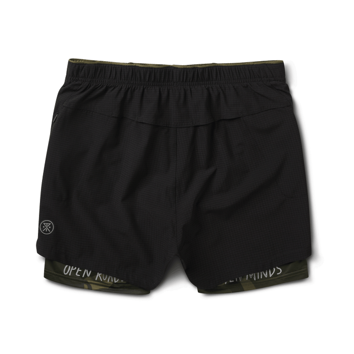 Detail shot of the Roark Bommer 3.5" Shorts in Black's pockets, highlighting their practicality and convenient storage space.