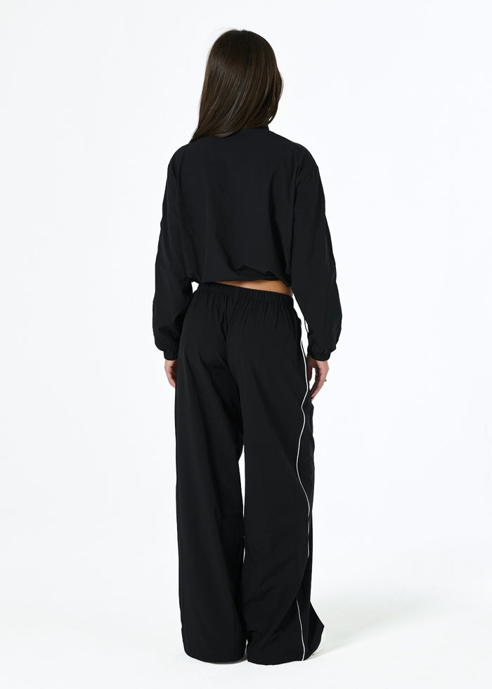CARGO TRACK TOP - BLACK