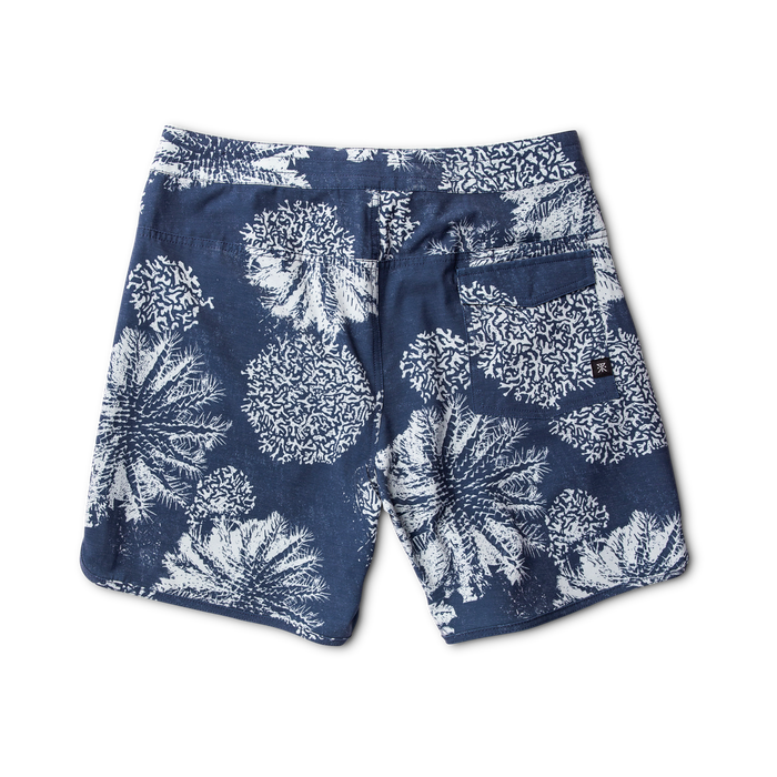 Roark-inspired adventure gear in action, essential for outdoor enthusiasts.