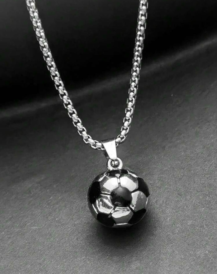 Collar con Colgante de Pelota