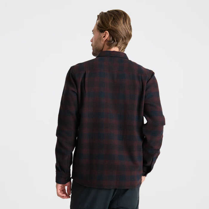 Exploring the unknown adventure landscape, embodying Roark's spirit of journey and discovery.