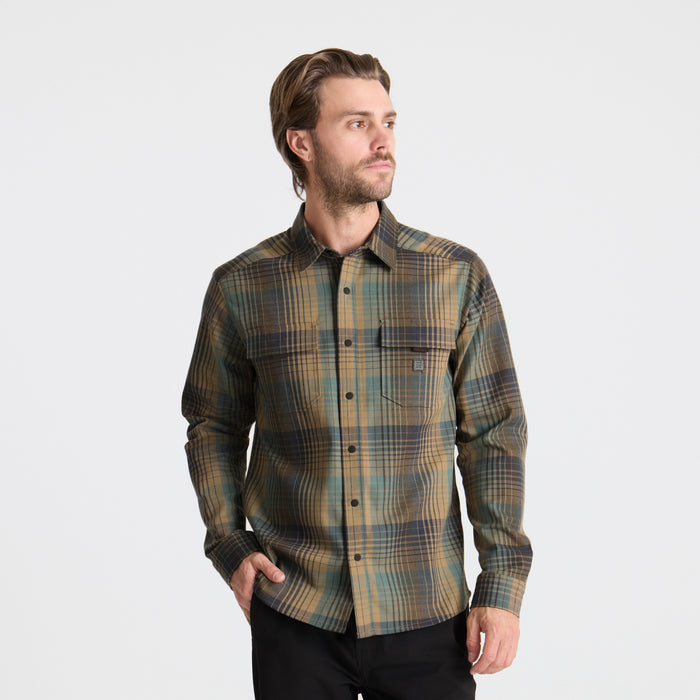 Roark adventure gear in undefined outdoor setting, model number RW452 KHA 0342.