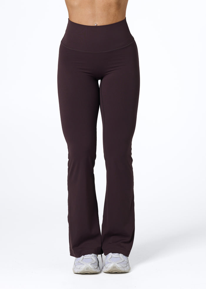 EVERYDAY FLARED LEGGINGS - ESPRESSO