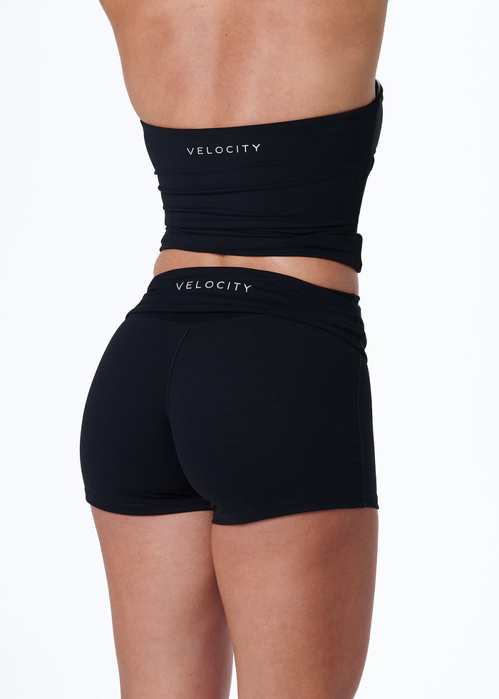 FORM FOLD OVER SHORTS - BLACK