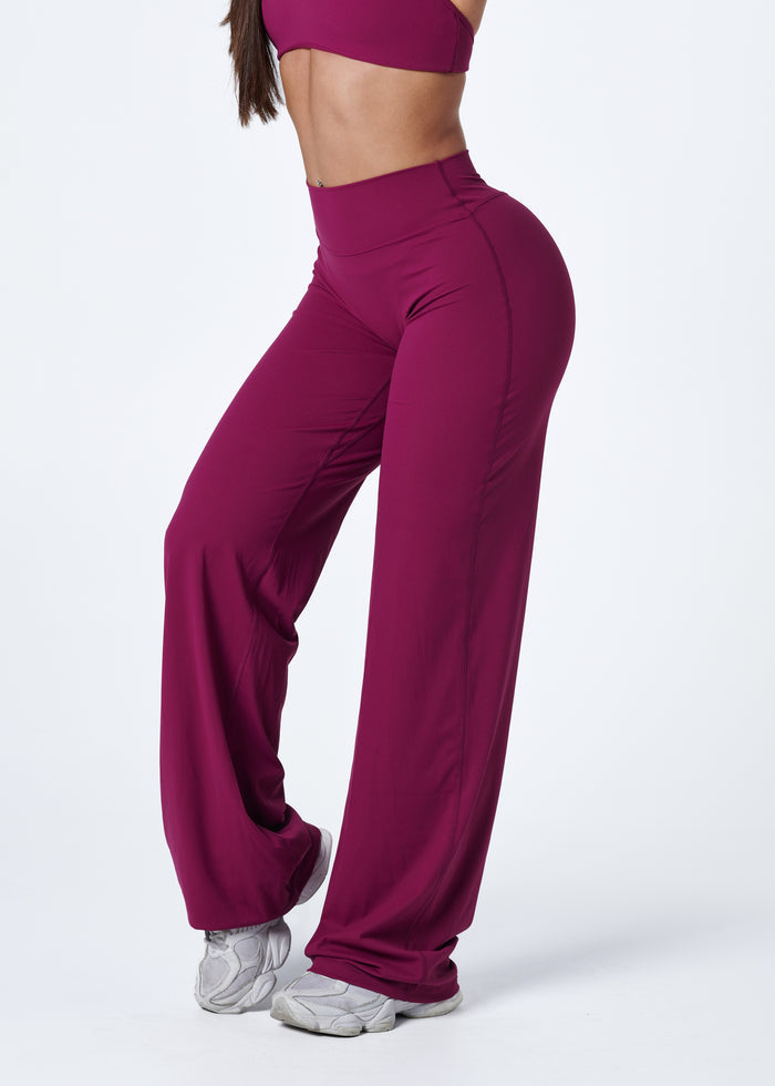 FORM STRAIGHT LEG PANTS - BERRY