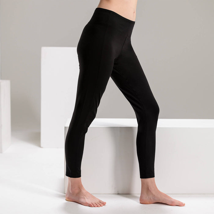 Performance sleepwear for women || Black