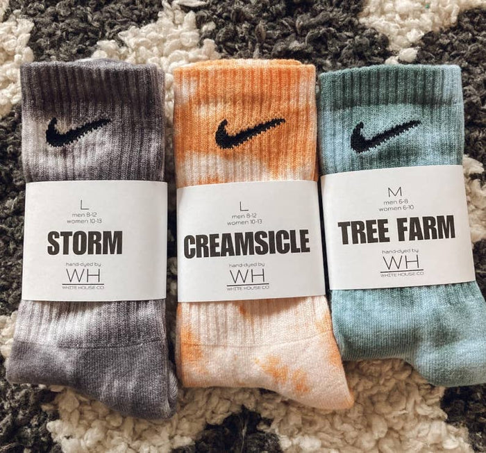 Light weight tie-dye socks