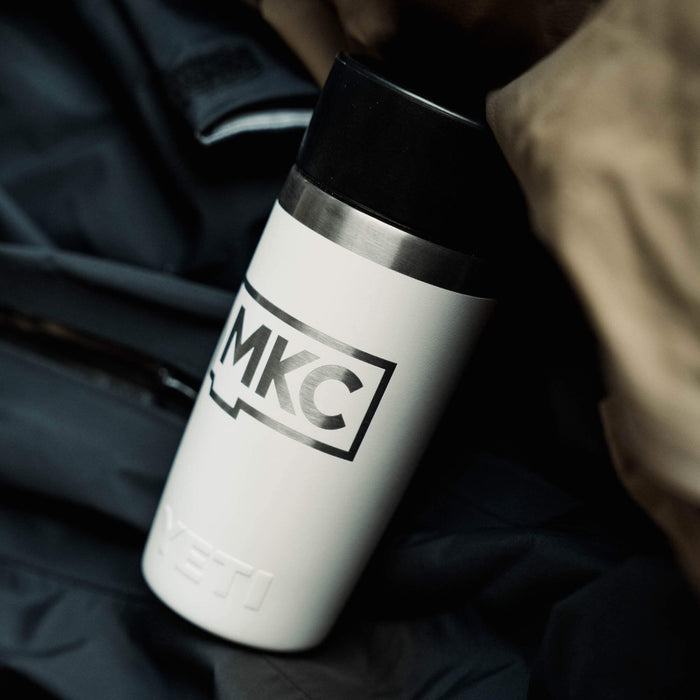 MKC x YETI RAMBLER 12 OZ HOTSHOT - WHITE