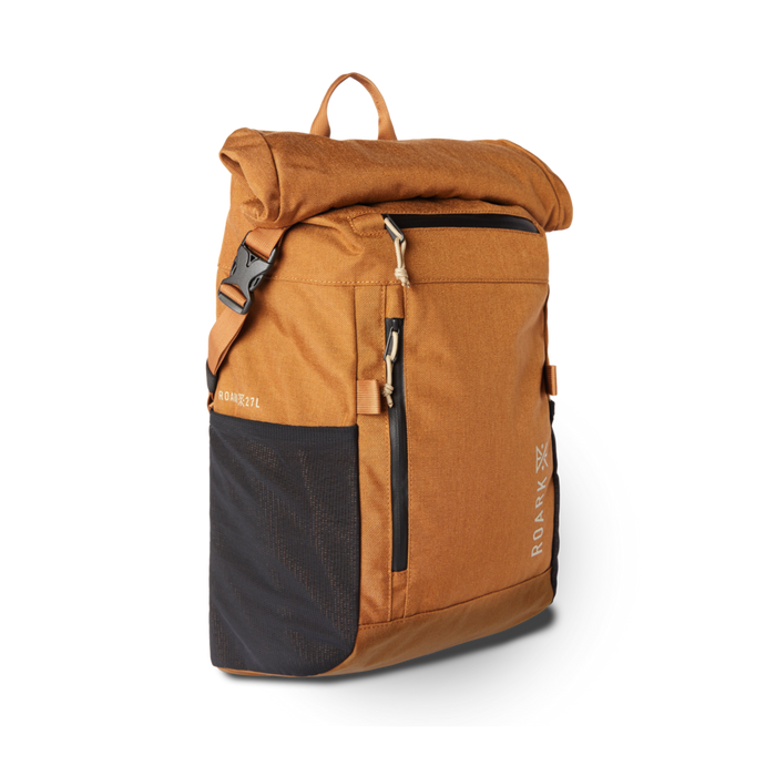 Roark Passenger 27L 2.0 Travel Bag in Toffee, highlighting its spacious main compartment, perfect for packing for weekend getaways.