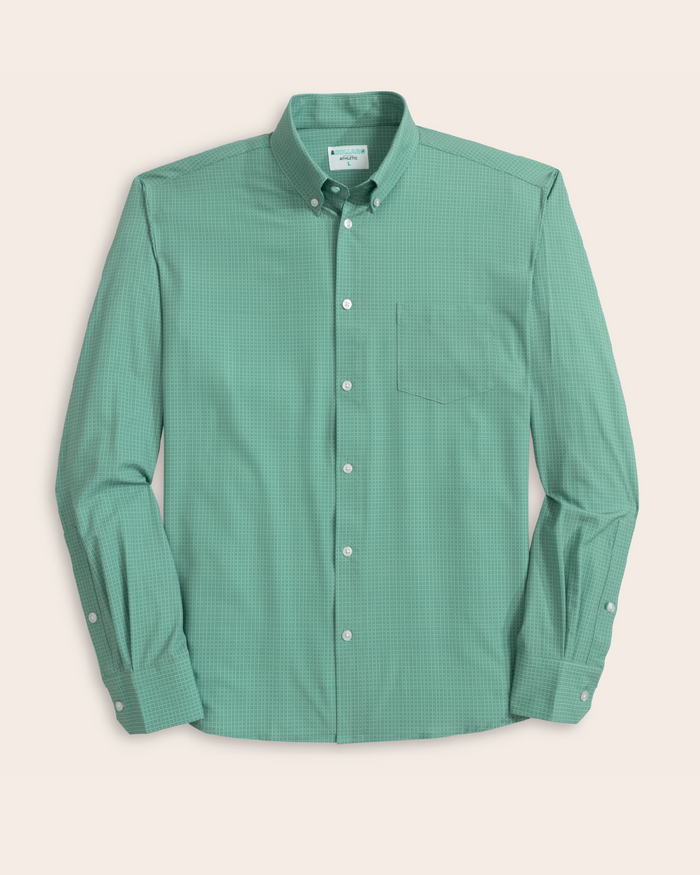 A green shirt w/grids