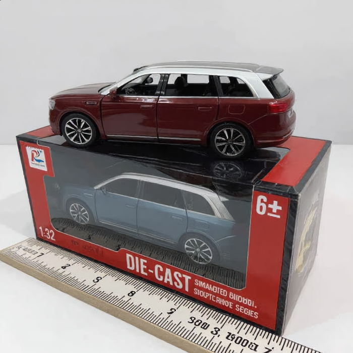 Red SUV Model 1:32