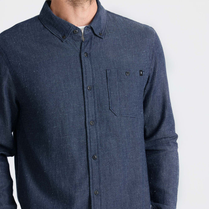 Roark outdoor adventure scene featuring product RW682 MIN 1157 in a rugged terrain setting.