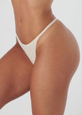 SEAMLESS VELOCITY THONG - NUDE