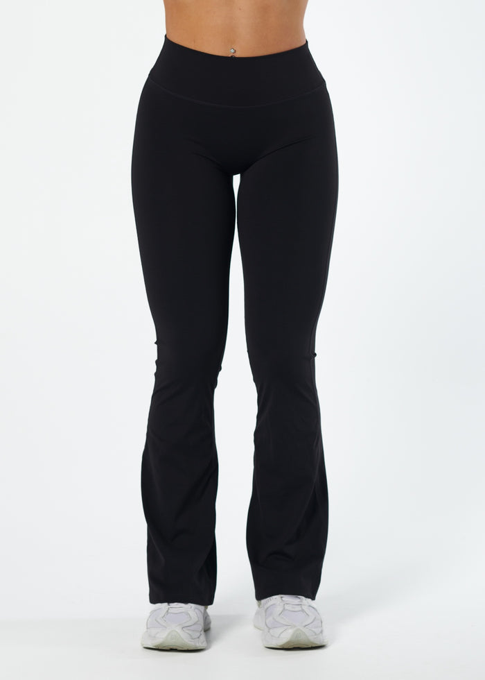 SERENE INVISIBLE SCRUNCH FLARES - BLACK