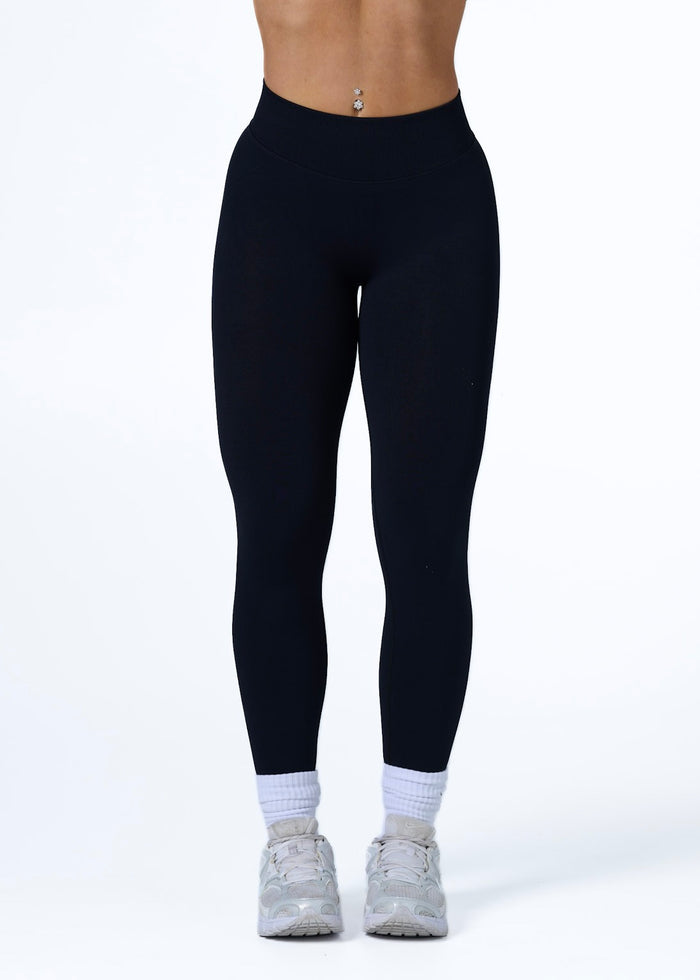 SIGNATURE INVISIBLE SCRUNCH LEGGINGS - LIQUORICE