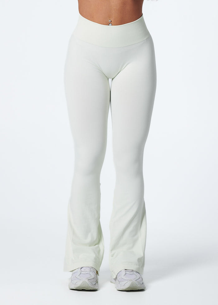 SIGNATURE SCRUNCH FLARES  - VANILLA