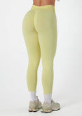 SIGNATURE SCRUNCH LEGGINGS - LEMON SORBET