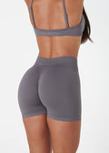 SIGNATURE SCRUNCH SHORTS - GREY