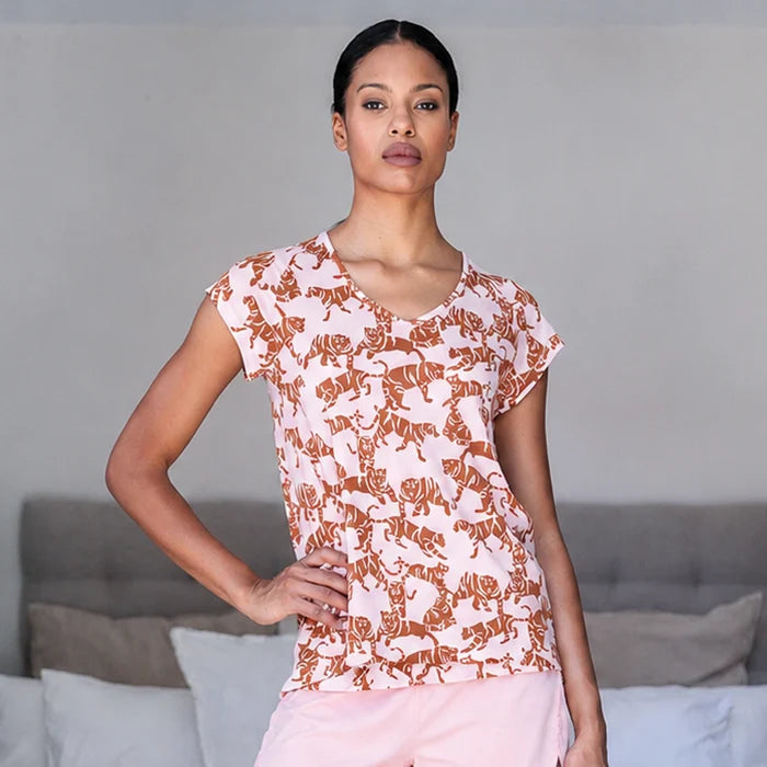 Cooling women's pajama || Wild Life