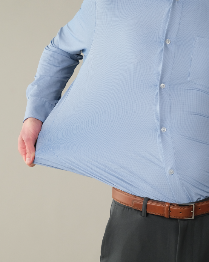 A french blue shirt that stretches
